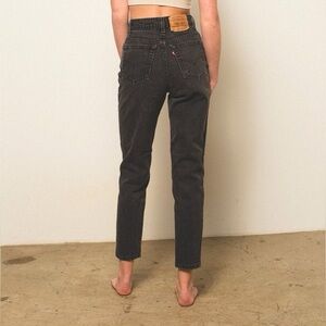 Levi’s Vintage 512 Slim Fit Tapered Leg Jeans in Black